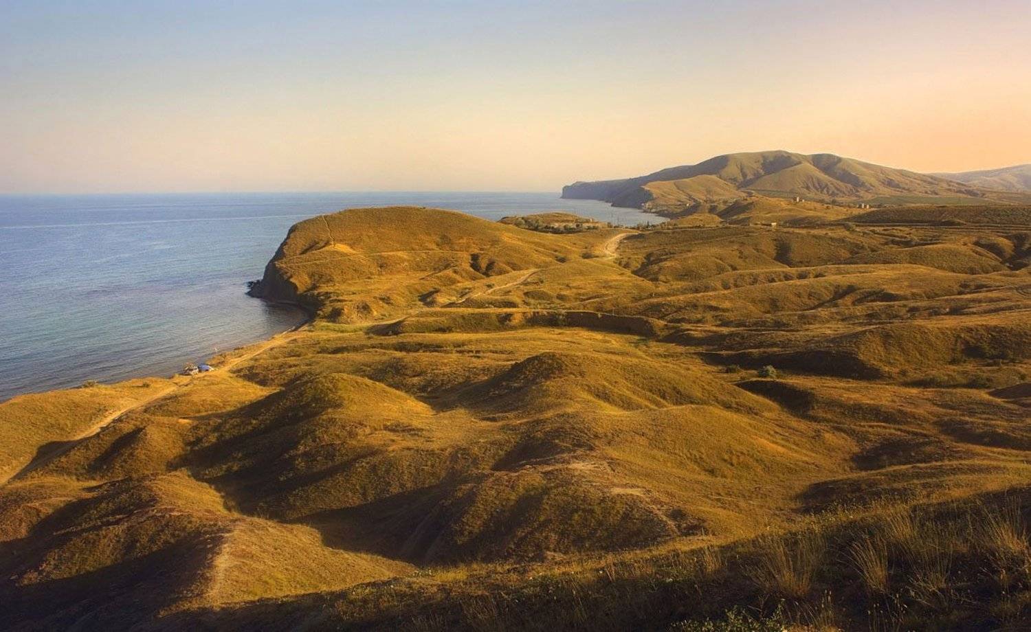 , Артём Маковский