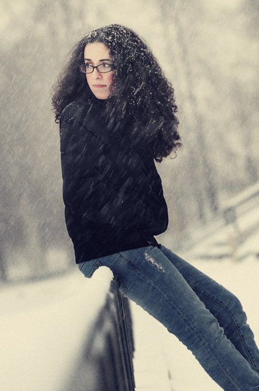 когда волосы в снежинках фото превью