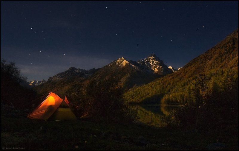 алтай, горы, горный алтай, катунский хребет, кучерлинское озеро, ночь, звезды, палатка, аня графова Лунная ночь фото превью