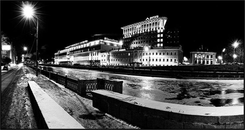 Город  залитый светом фото превью