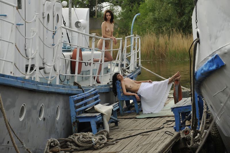 Ню ПРИПЛЫЛИ фото превью