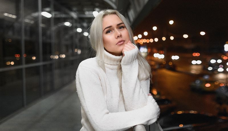 девушка, город, ночь, осень, грусть, фильм Zhenya фото превью