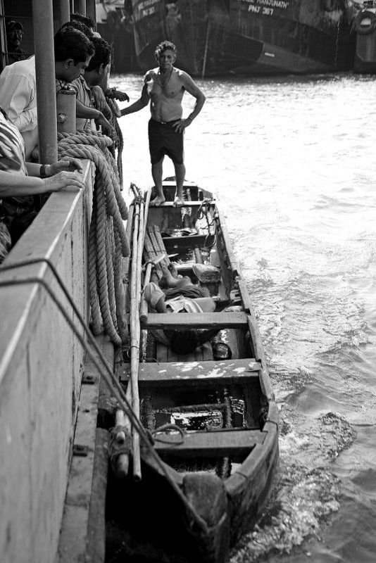 ....перевозка больного в Мармагао.... фото превью