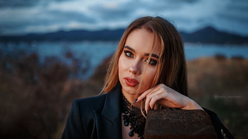 девушка,море,волны,волна,портрет,закат,море,обрыв,вечер,стихия,35mm,girl,woman  фото превью