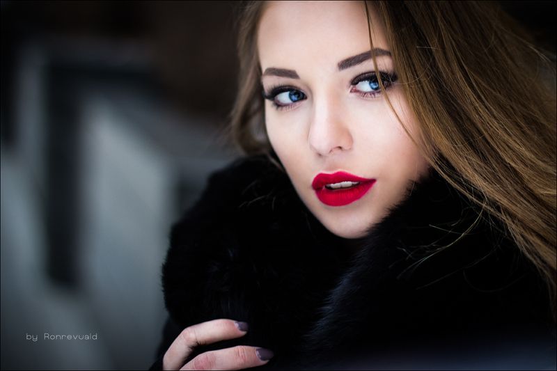girl,portrait,light,street,beauty,fashion,eyes,moscow,свет,портрет,девушка Ira фото превью