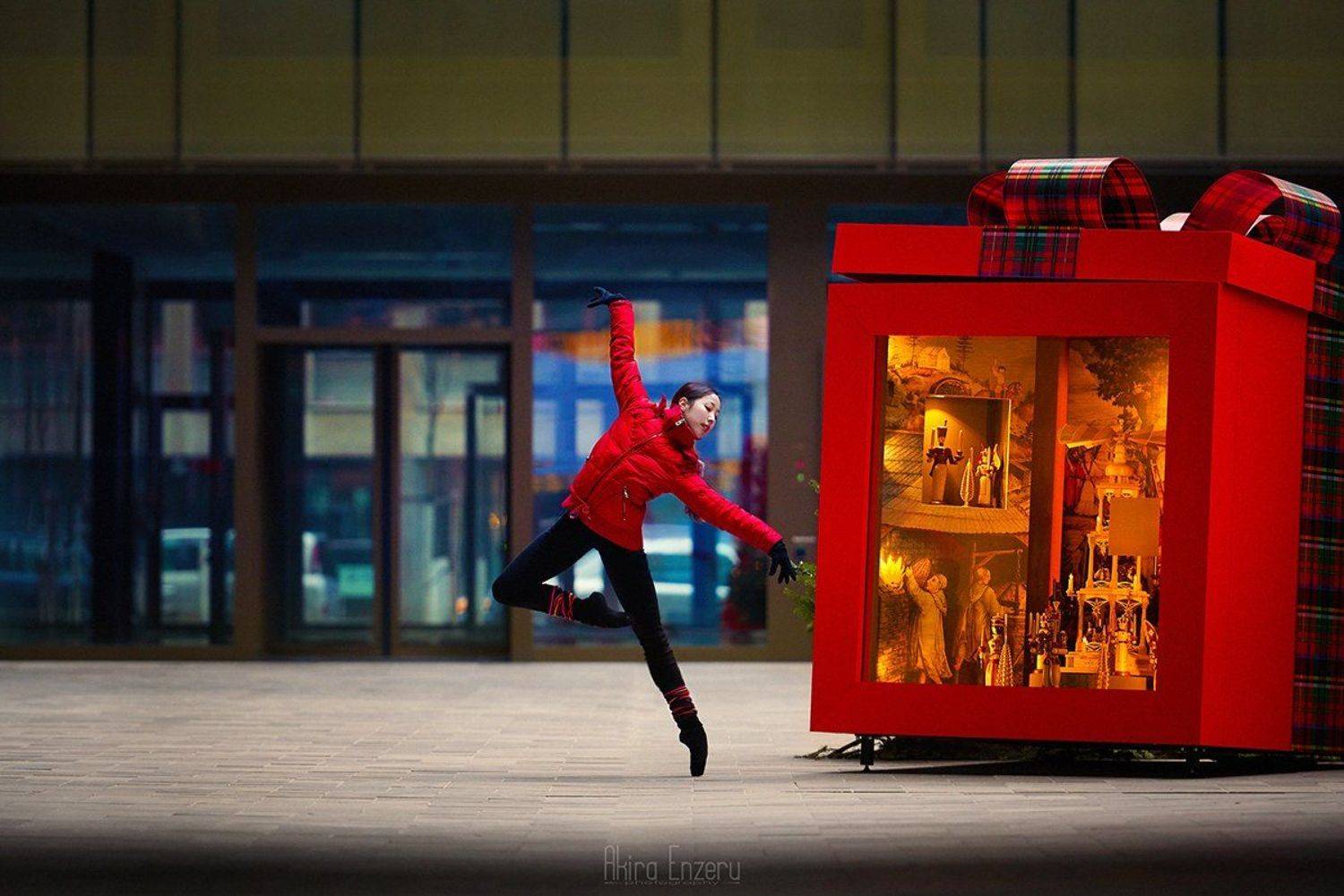 ballerina, dance, dancing, portrait, street, outdoor, Enzeru Akira