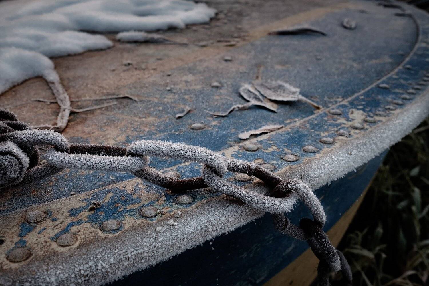 лодка, моторка, иней, снег, лед, цепь, изморозь, Андрей Чиж