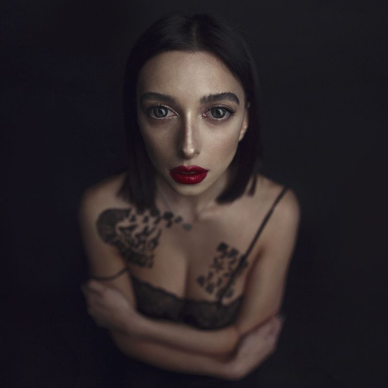 love, man, woman Alien Alina фото превью