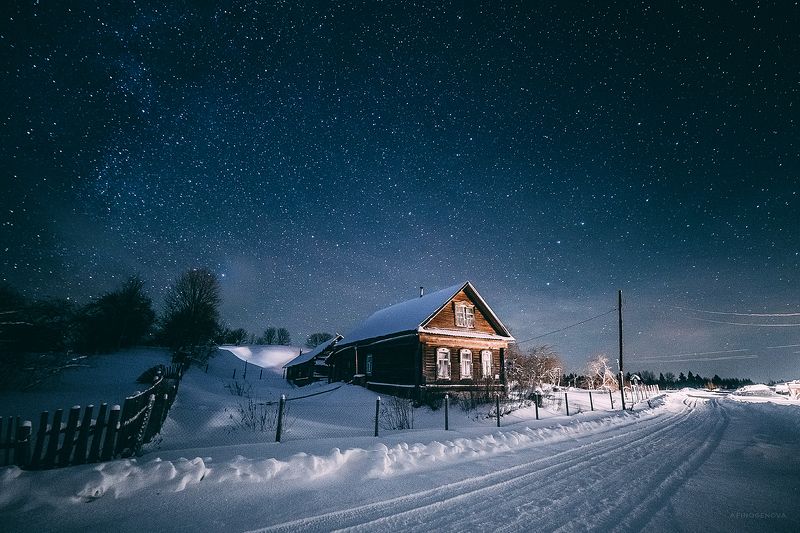 ночь звезды зима снег мороз дом тепло уют красота Деревенская сказка фото превью