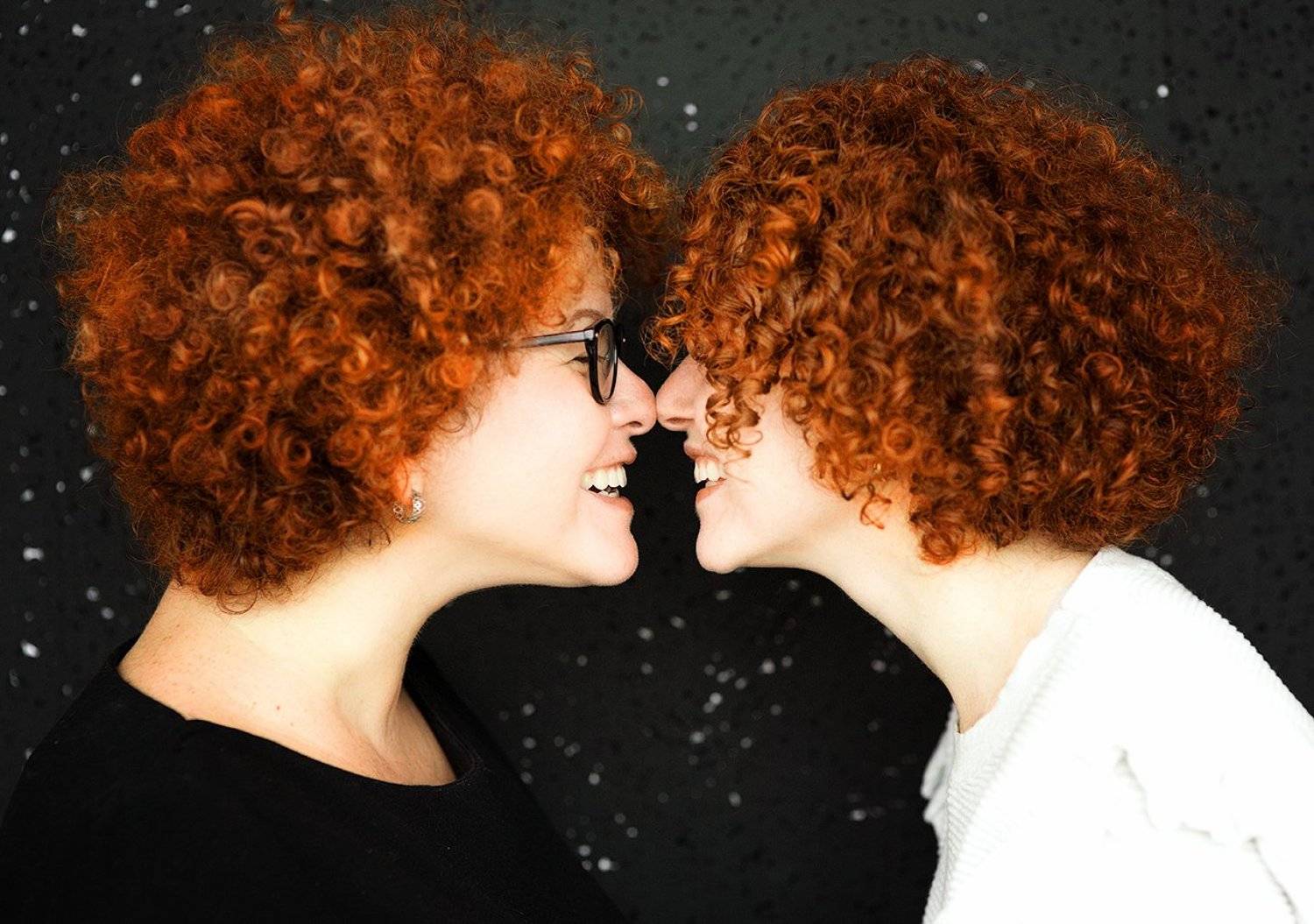 сестры, рыжий, веснушки, кудряшки, цвет, смех, эмоция, Дарья Комарова