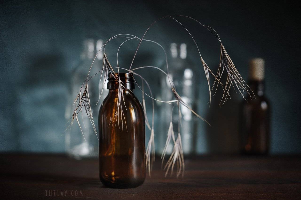 стеклянный натюрморт, бытылочки, Владимир Тузлай