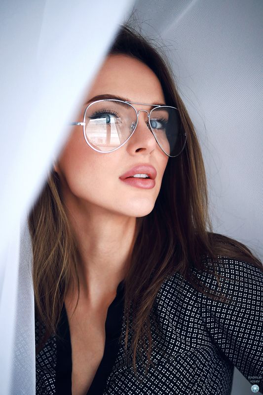 White rest фото превью