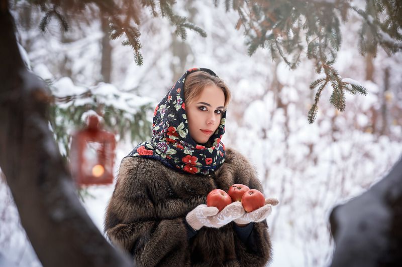 девушка яблоки  Русская красавица фото превью