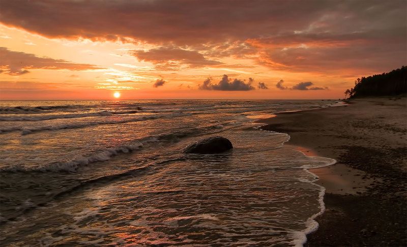 sunset, seascape,clouds, stone,sea Sunset light фото превью