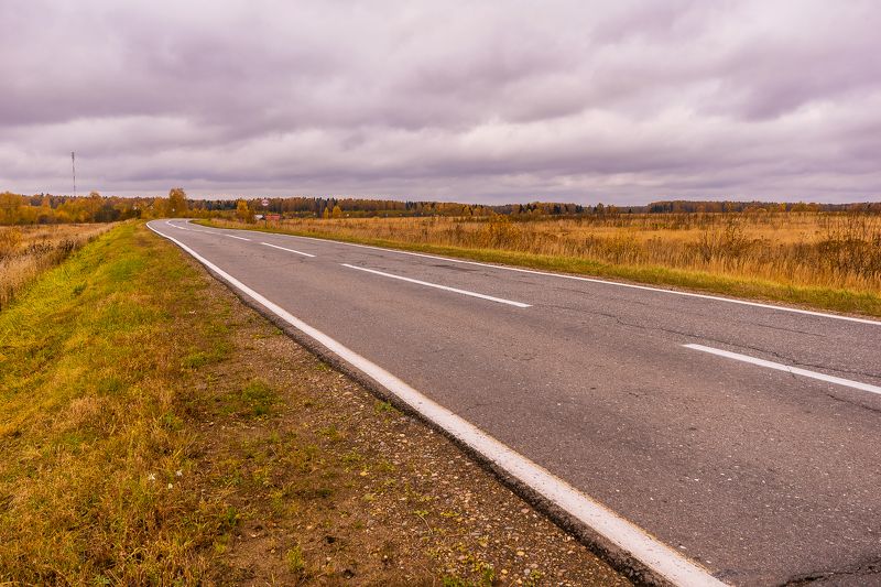 осень, дороги, дорога, листва, деревья, небо Осенними дорогами фото превью