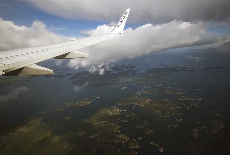 Земля под крылом фото превью