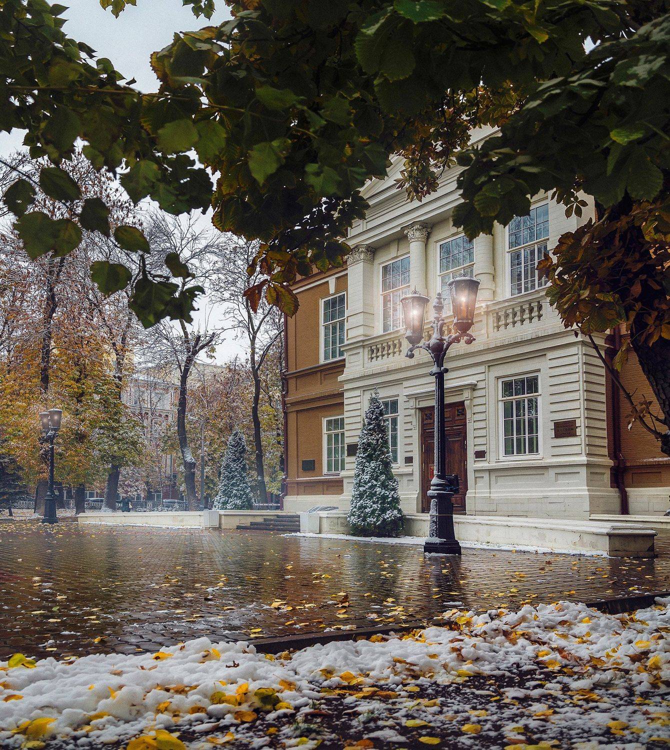 город, архитектура, осень, зима, снег, листья, Алексей Ермаков