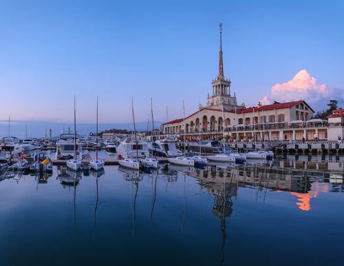 Про пристани осенних вечеров.
