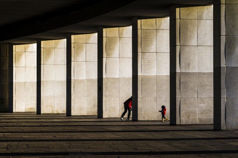 Люди, город, улица, жанр, свет, фигуры, тень, вечер, интрига, линии, человек, *** фото превью