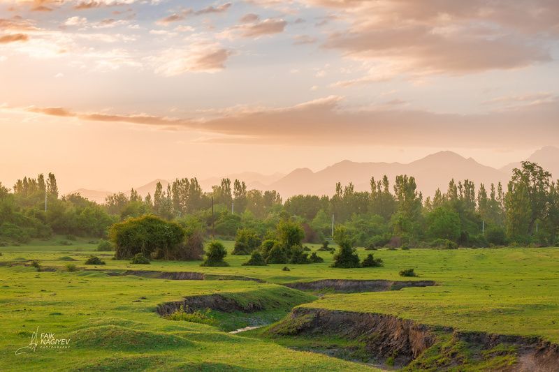 Land of Wanders фото превью
