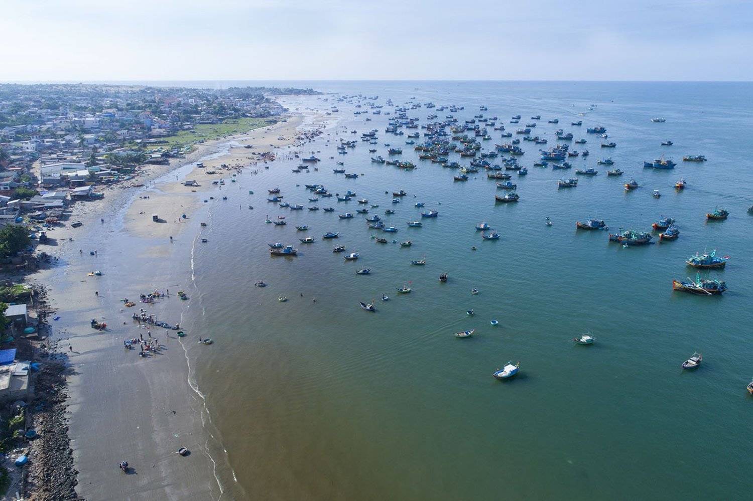 Вьетнам, Фантьет, Муйне, рыбаки, лодки, корабли, море, aerial, Борис Резванцев