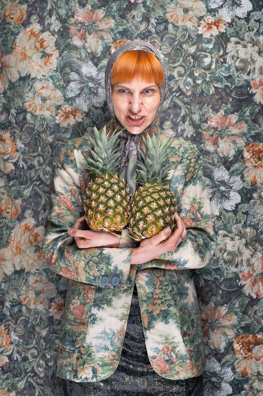 portrait, fashion, staged, fruits Grumpy Fruit фото превью