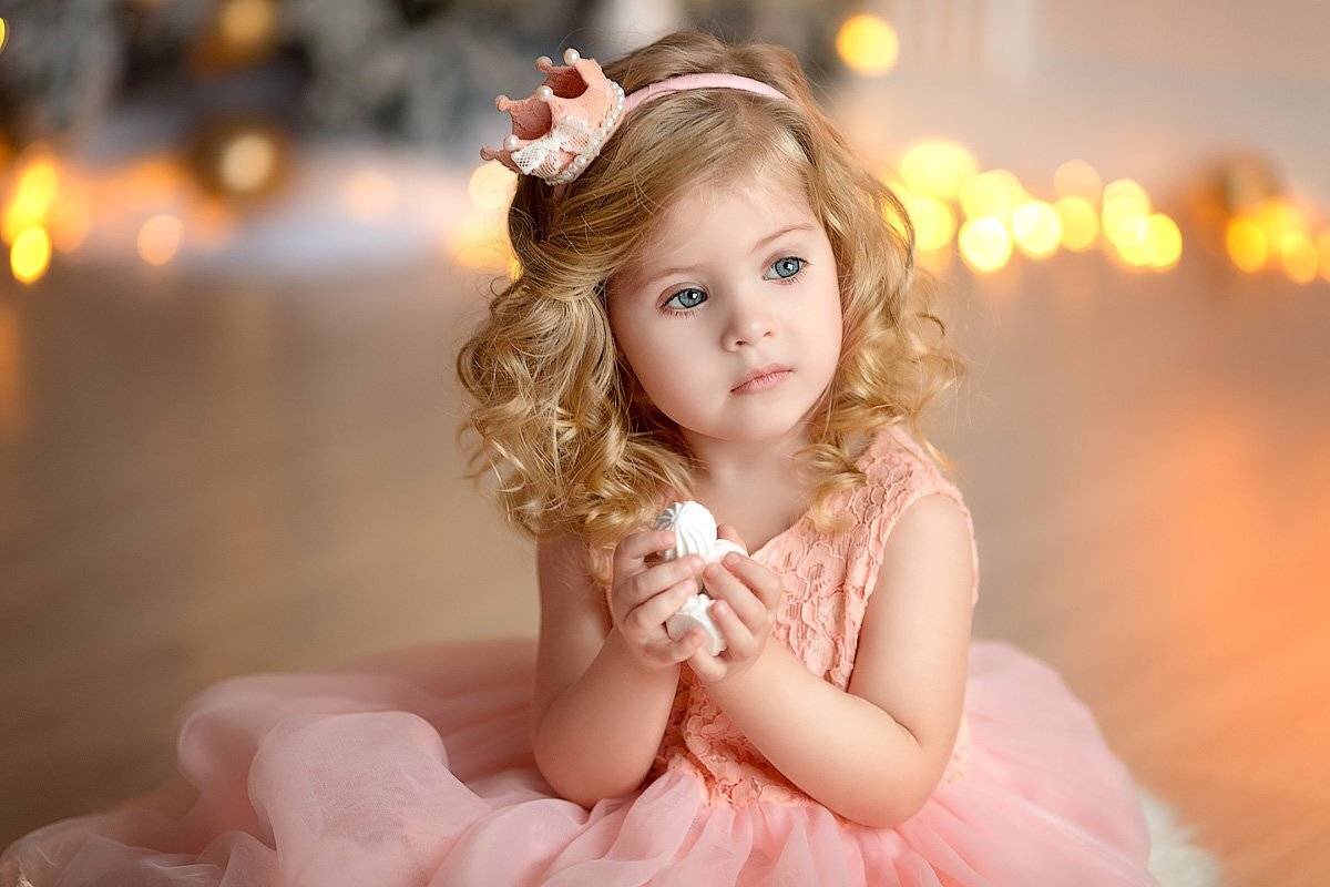 девочка,  детская и семейная фотосессия, детский и семейный фотограф, радость, восторг, счастье, фотосессия, детское фото, детский фотограф, детский и семейный фотограф ольга францева, детское фото, детская фотосессия, праздник, новый год, принцесса, крас, Францева Ольга