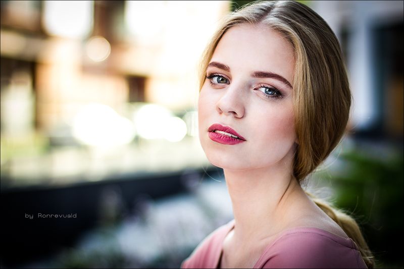 girl,portrait,light,street,beauty,fashion,eyes,moscow,свет,портрет,девушка,москва,street Alena фото превью
