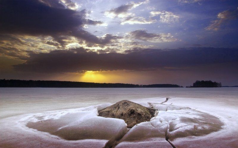 Трещина фото превью