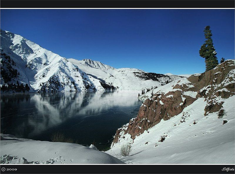 горы, озеро, лёд, зима Горы зимой. фото превью
