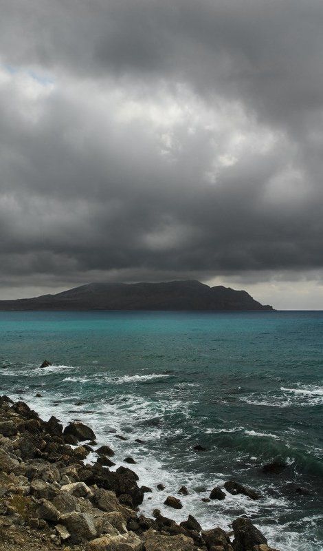 козлов артур, море, камни, меганом, крым, пасмурность Пасмурная бирюза фото превью