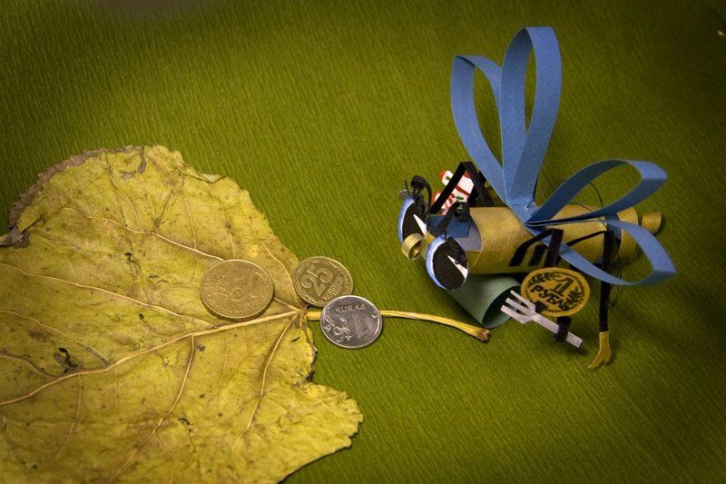 муха-цокотуха, мультфильм, игрушки, елка, , бумага, новый, год Муха-Цокотуха фото превью