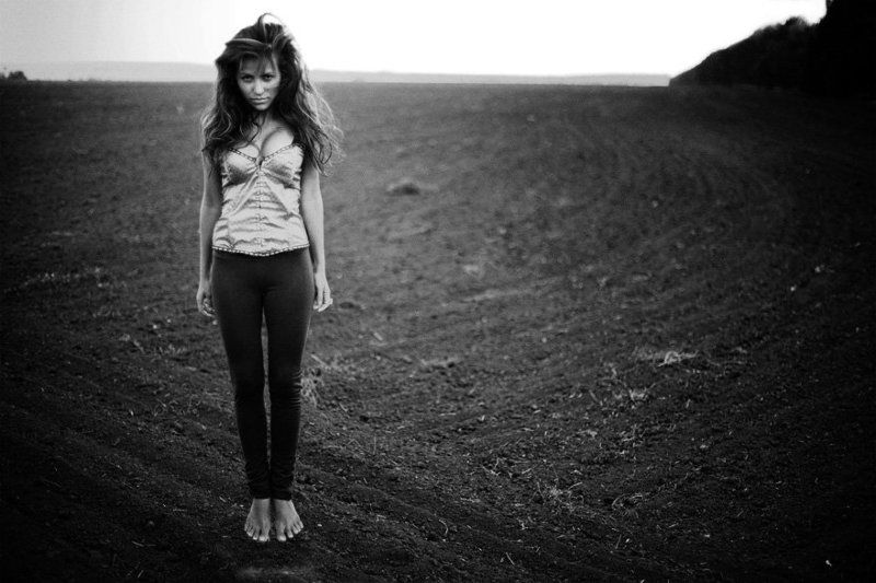 Во поле фото превью