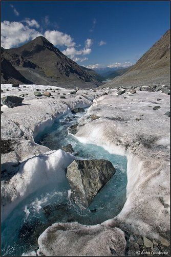 Ледниковый ручеёк