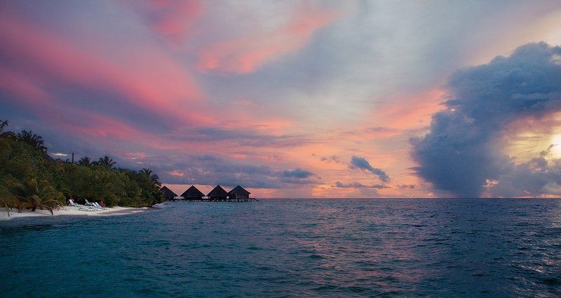 мальдивы, океан, мост, бунгало, пальмы, остров закат....вспоминая об отдыхе: Мальдивы фото превью