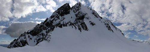 Иикту с перевала Тронова