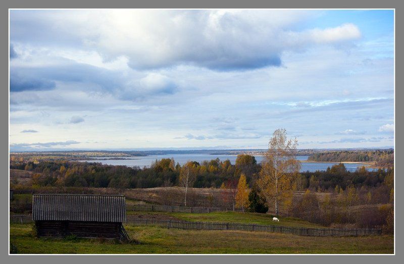 Осень на  озере фото превью