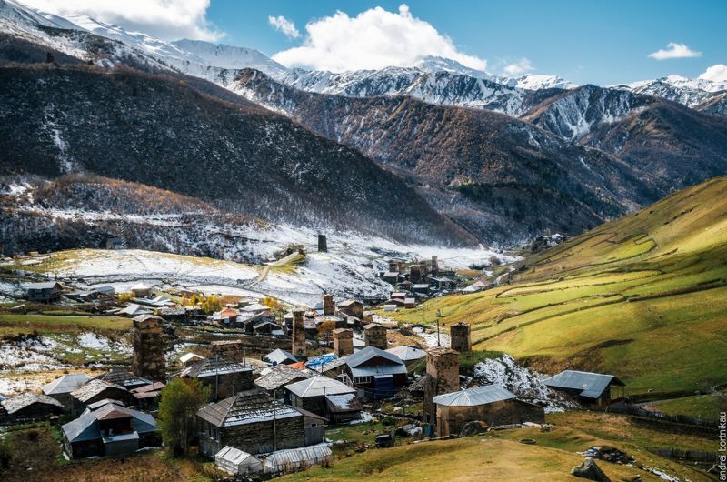 Грузия, Сванетия, пейзаж, архитектура,  Коммуна Ушгули фото превью