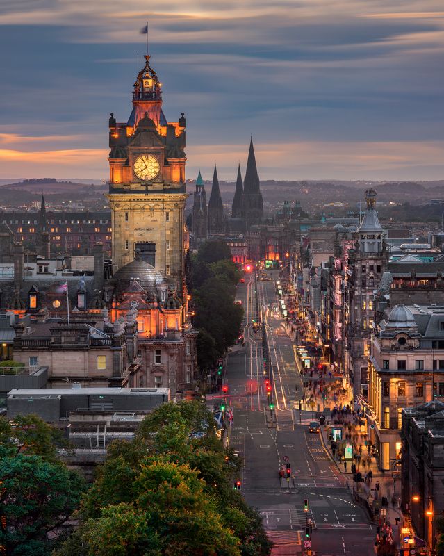 ancient, architecture, blue, britain, building, calton, capital, city, cityscape, clock, clocktower, culture, dusk, edinburgh, europe, european, evening, famous, heritage, hill, historic, historical, history, iconic, illuminated, kingdom, landmark, landsc Princes Street in the Evening фото превью