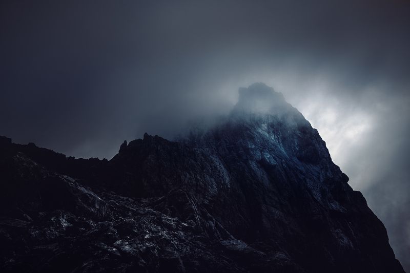 montenegro, durmitor, national park, mountain, dark, slope, rocky, stone, low key, spooky, moody, clouds, light, high, tall, alpine, bobotov kuk, unreal,mountain top, peak, spire, Dark side фото превью