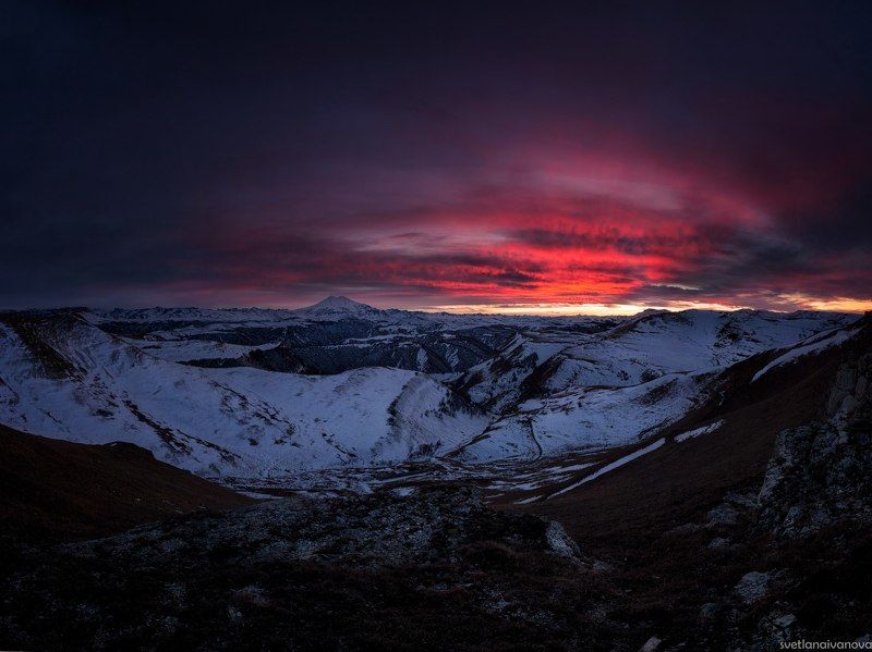 эльбрус Пылало небо над Эльбрусом... фото превью