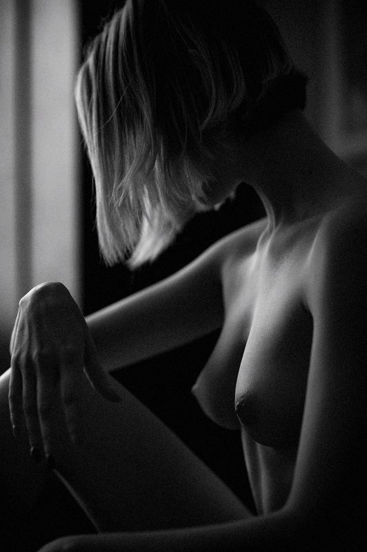 Loneliness... фото превью