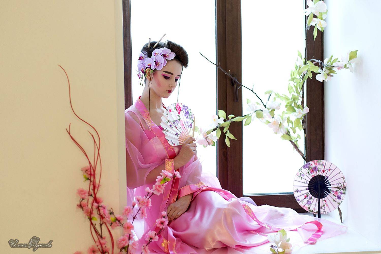 , Илона Дунаева