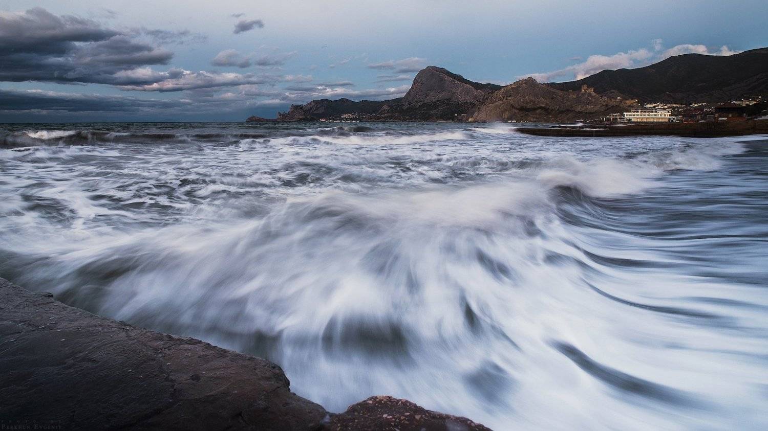 прибой море Крым Судак шторм пирс, Перхун Евгений