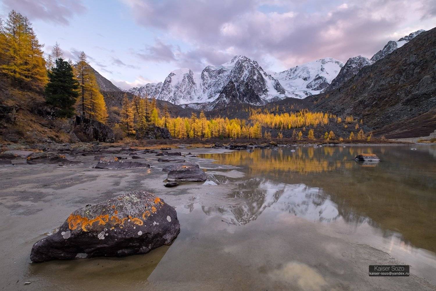 россия, алтай ,горный алтай, шавла, шавлинские озера, золотая осень, отражение, лиственницы, вершины, снег, Kaiser Sozo