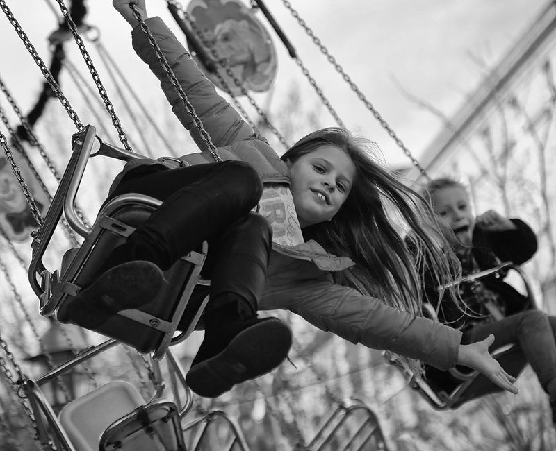 дети, карусель, радость, удовольствие, каникулы, рождество, праздник, девочка, скорость Карусель, карусель.. фото превью