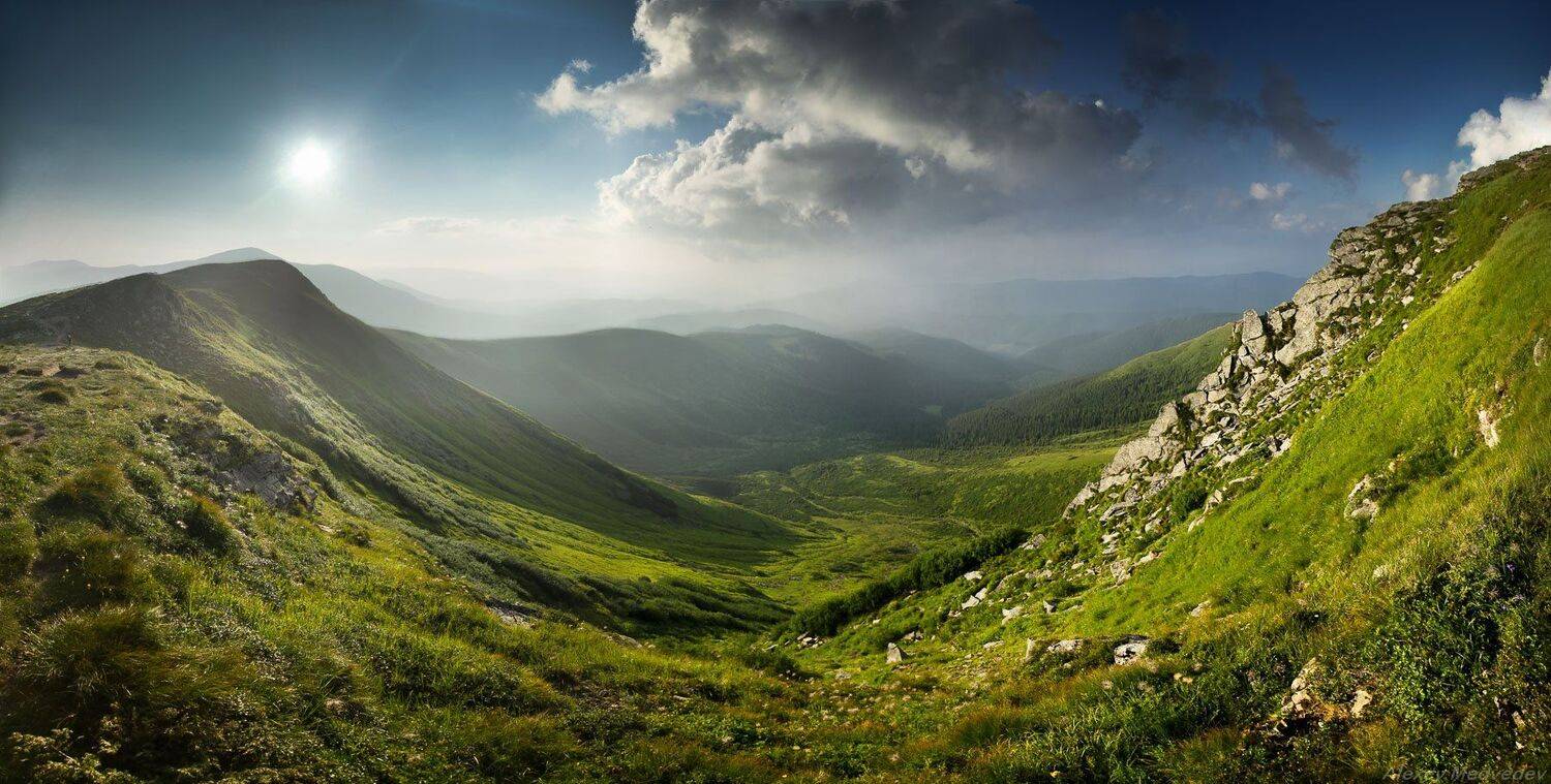 	гори, долина, захід сонця, Карпати, полонина, скеля, сонце, Чорногора, зірка, Карпаты, Говерла, закат, панорама,, Алексей Медведев
