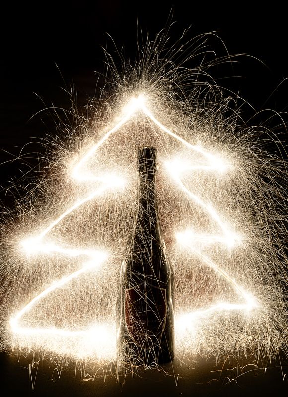 light painting, long exposure, christmas, christmas tree, рождество, новый год, елка, шампанское, shampagne, рисование светом, длинная выдержка, искры, sparks Christmas tree фото превью