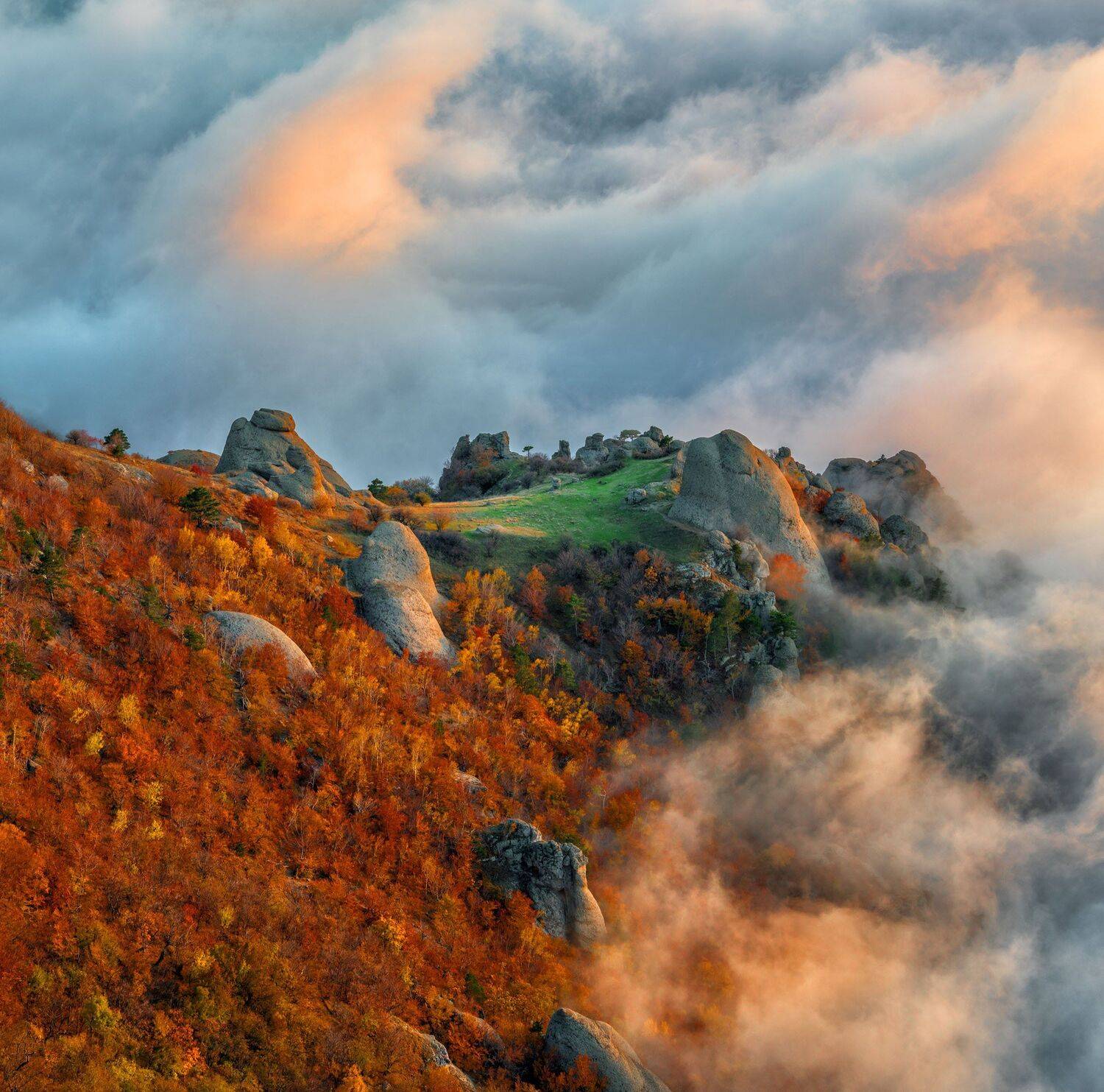 Туманы Демерджи, фототуры с Владимиром Рябковым., Владимир Рябков
