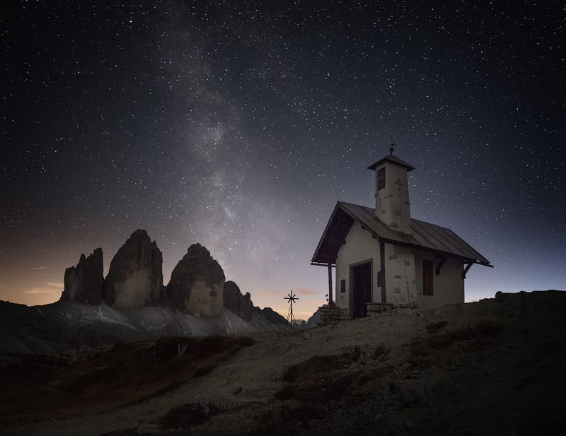 Параклисът и Трите Чими фото превью